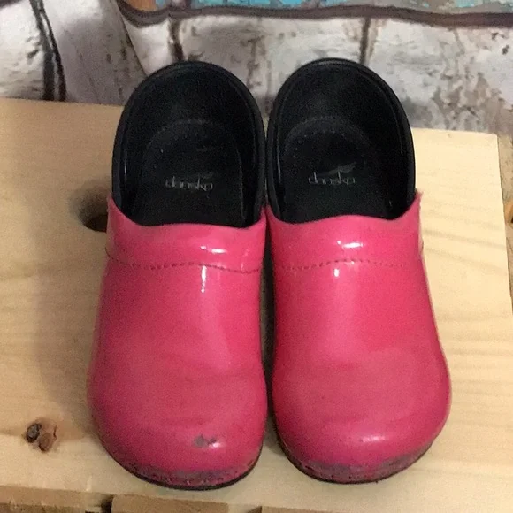 Dansko shoes for hot sale kids